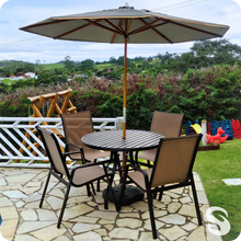 Carregar imagem no visualizador da galeria, Kit De Piscina E Área Externa 4 Cadeiras + Mesa 1m
